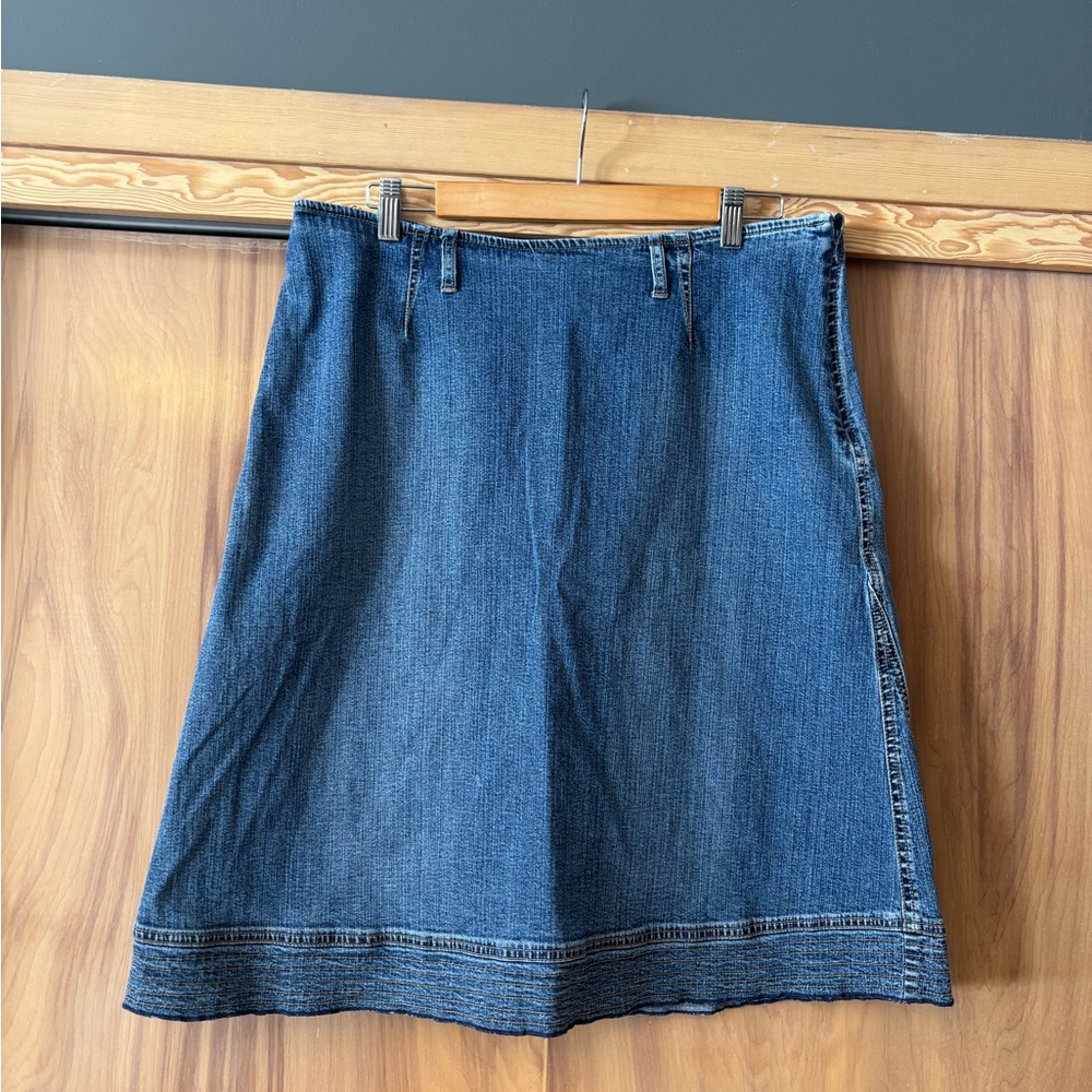 Denim Blue Skirt, Vintage Jean skirt, Size 14, midi jean skirt